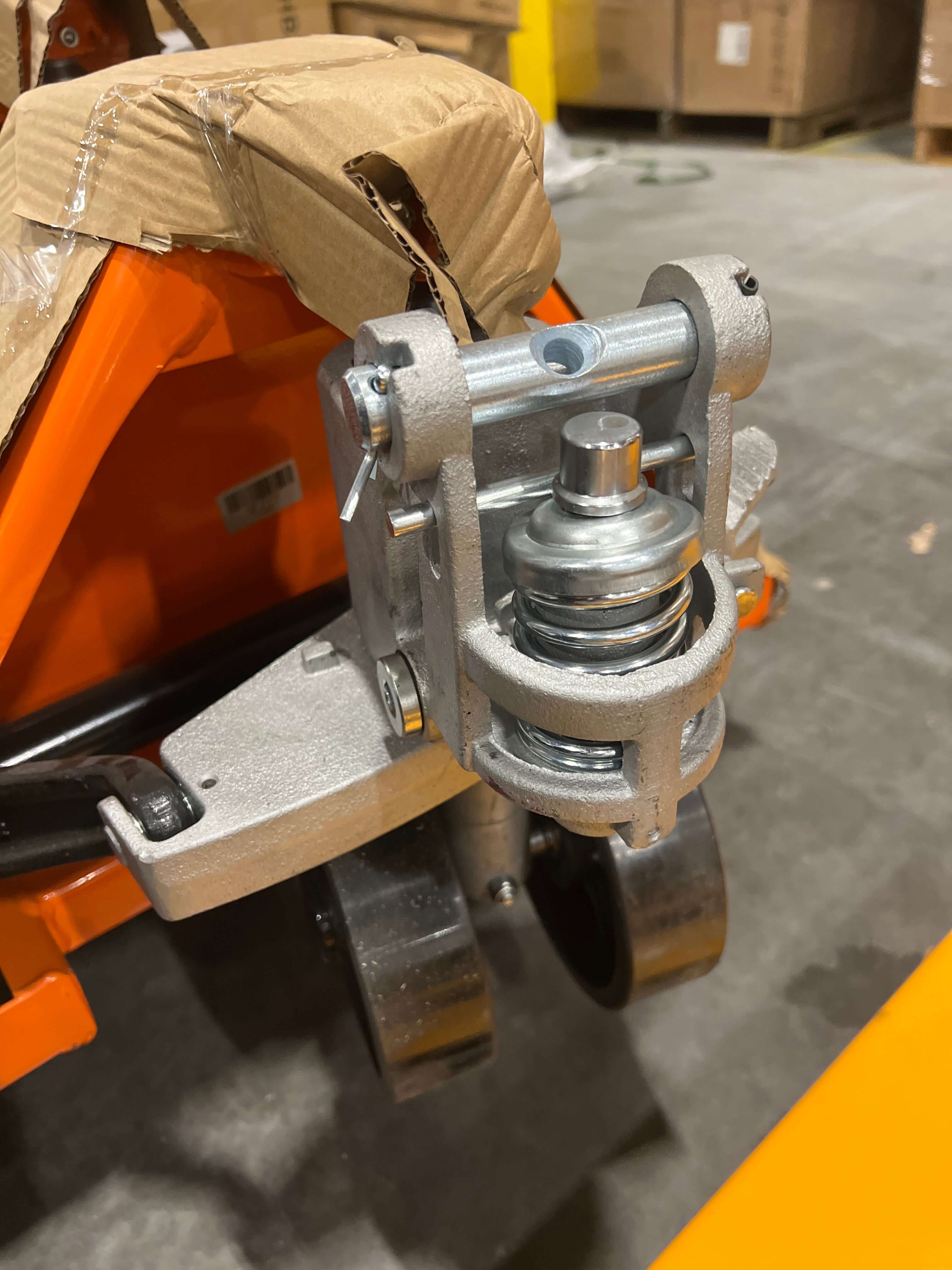 Used 6600lbs Hand Pallet Truck with Controllable Lowering Speed Cap. 48*27" Fork