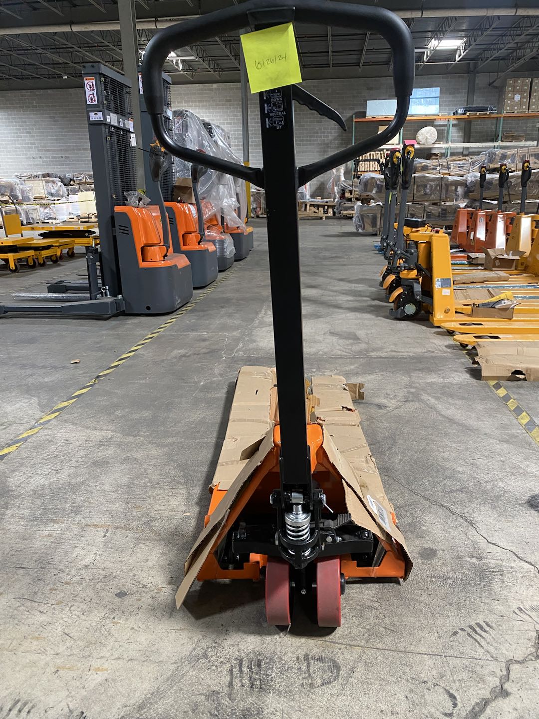Used Manual Hydraulic Pallet Jack Hand Truck 5500 lbs. 48" L x 21" W Fork